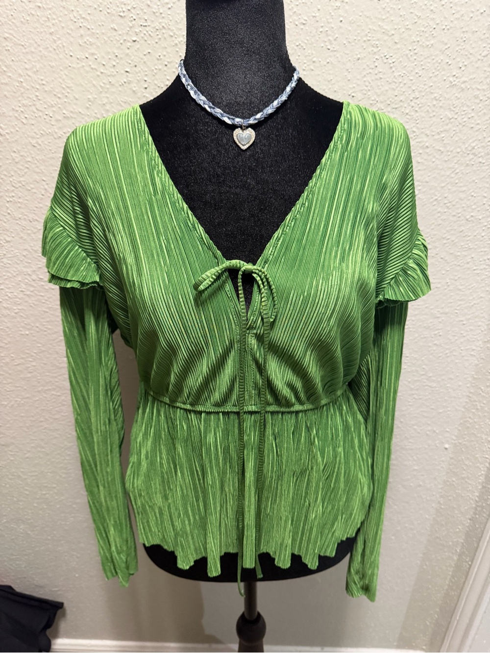 Zara Bright Green V-Neck Tie-Front Long Sleeve Top